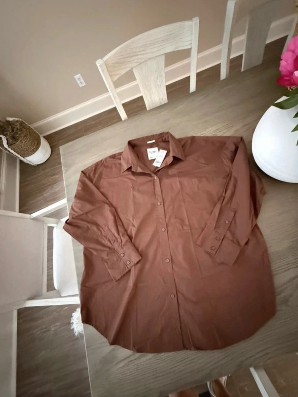 NWT Women's Brown Button-Up Oversized Shirt - Classic Collared Long Sleeve-XL